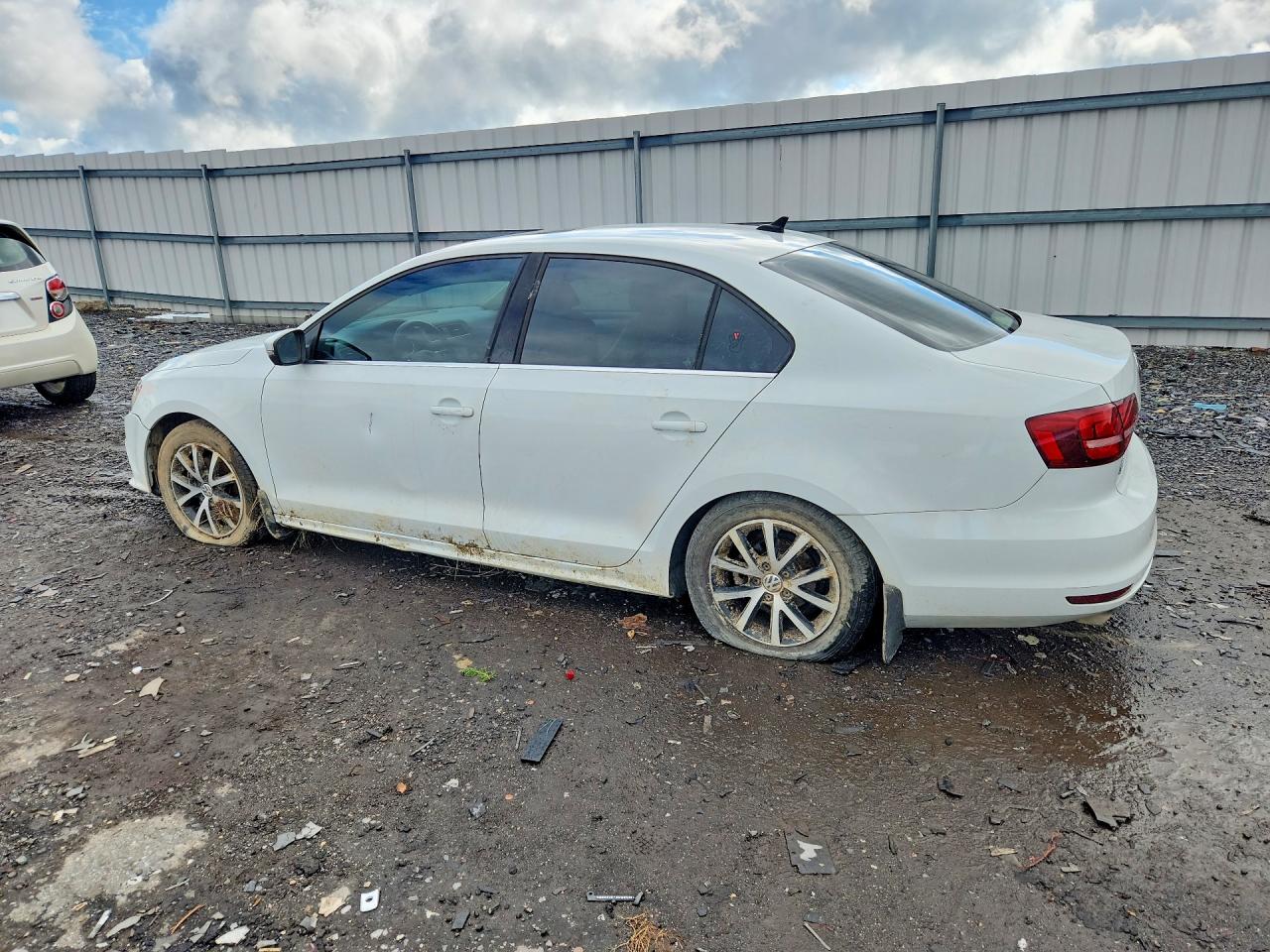 2017 VOLKSWAGEN JETTA SE — снимка 2