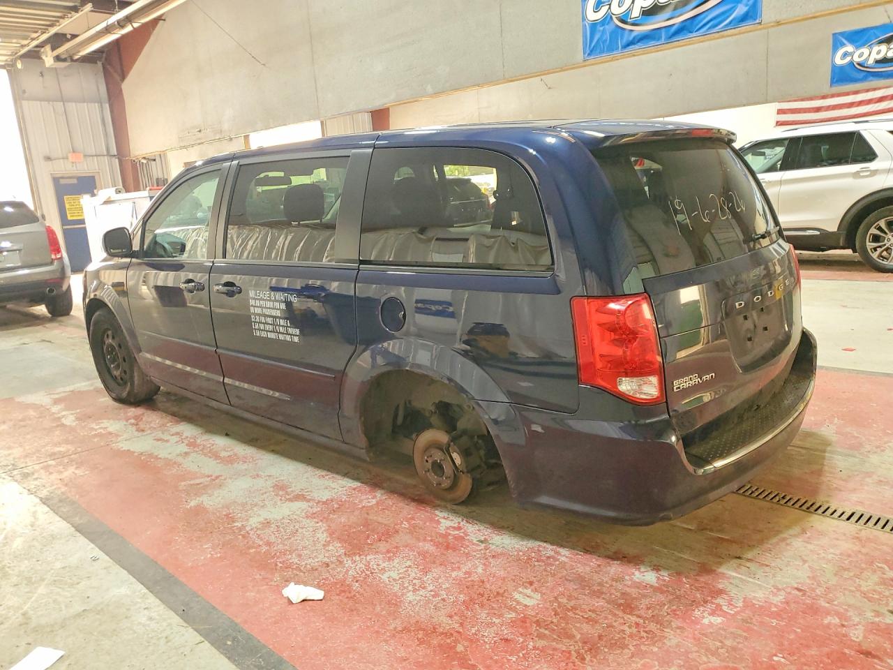 2015 DODGE GRAND CARAVAN SE — снимка 2