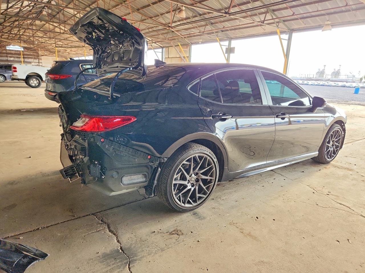 2026 TOYOTA CAMRY SE — снимка 3
