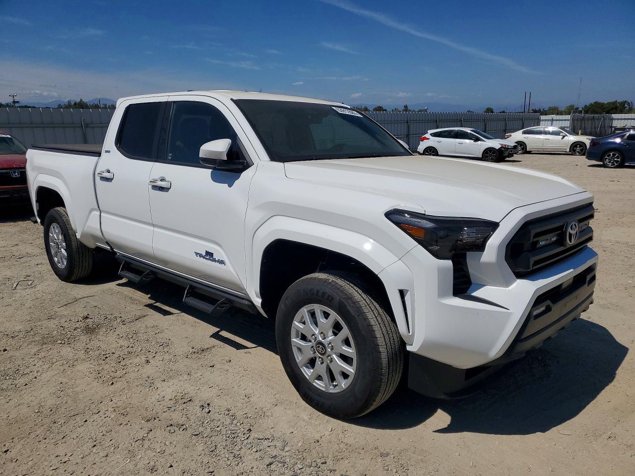 2025 TOYOTA TACOMA SR5 — снимка 4
