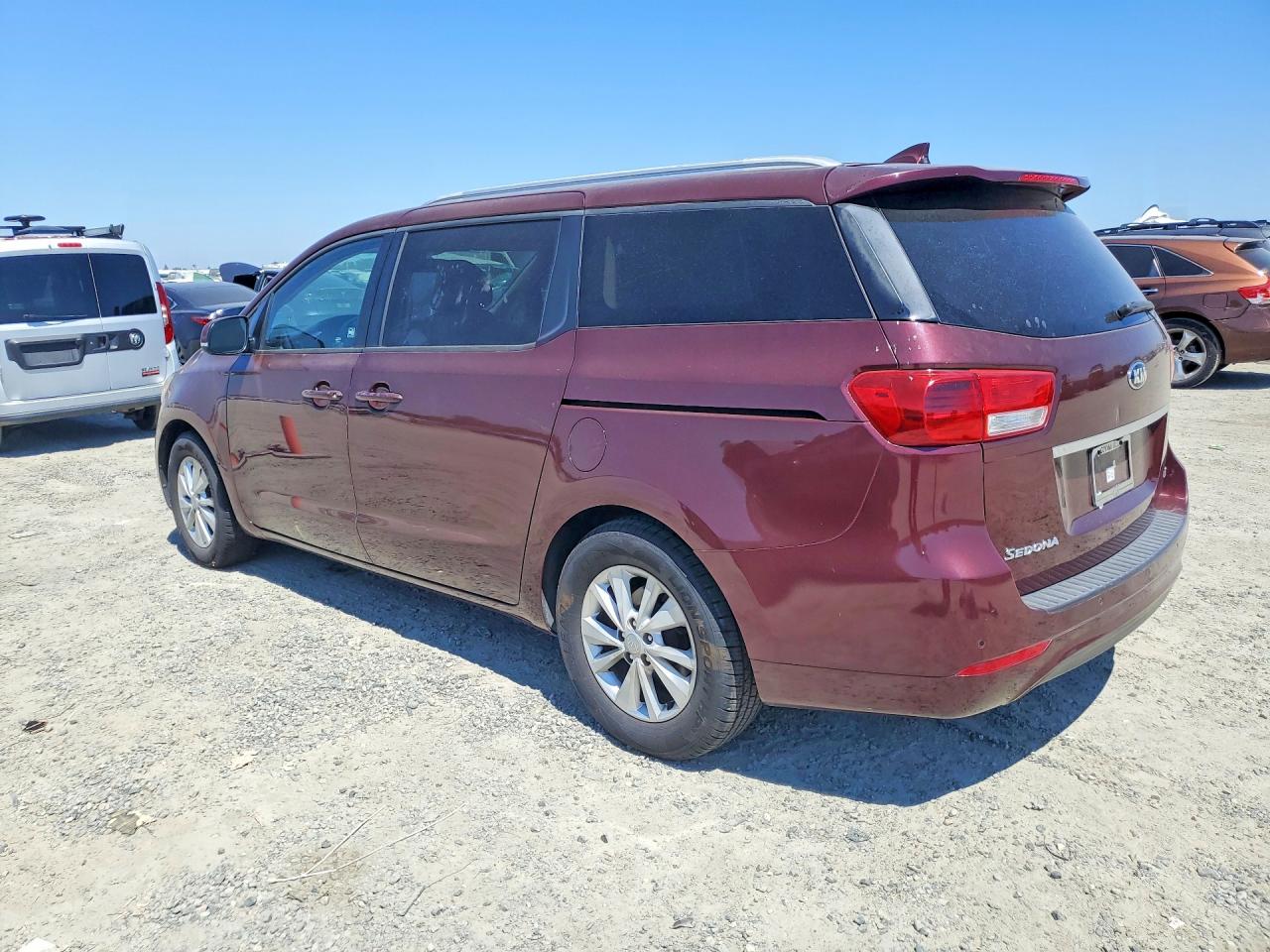 2016 KIA SEDONA LX — снимка 2