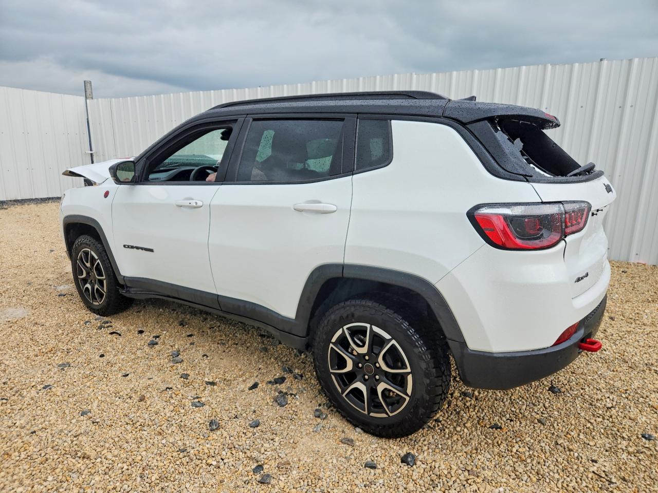 2025 JEEP COMPASS TRAILHAWK — снимка 2