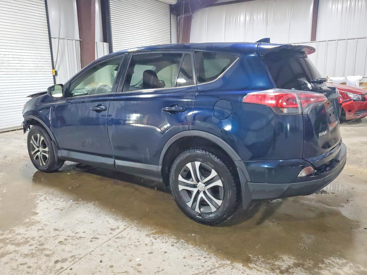 2018 TOYOTA RAV4 LE — снимка 2