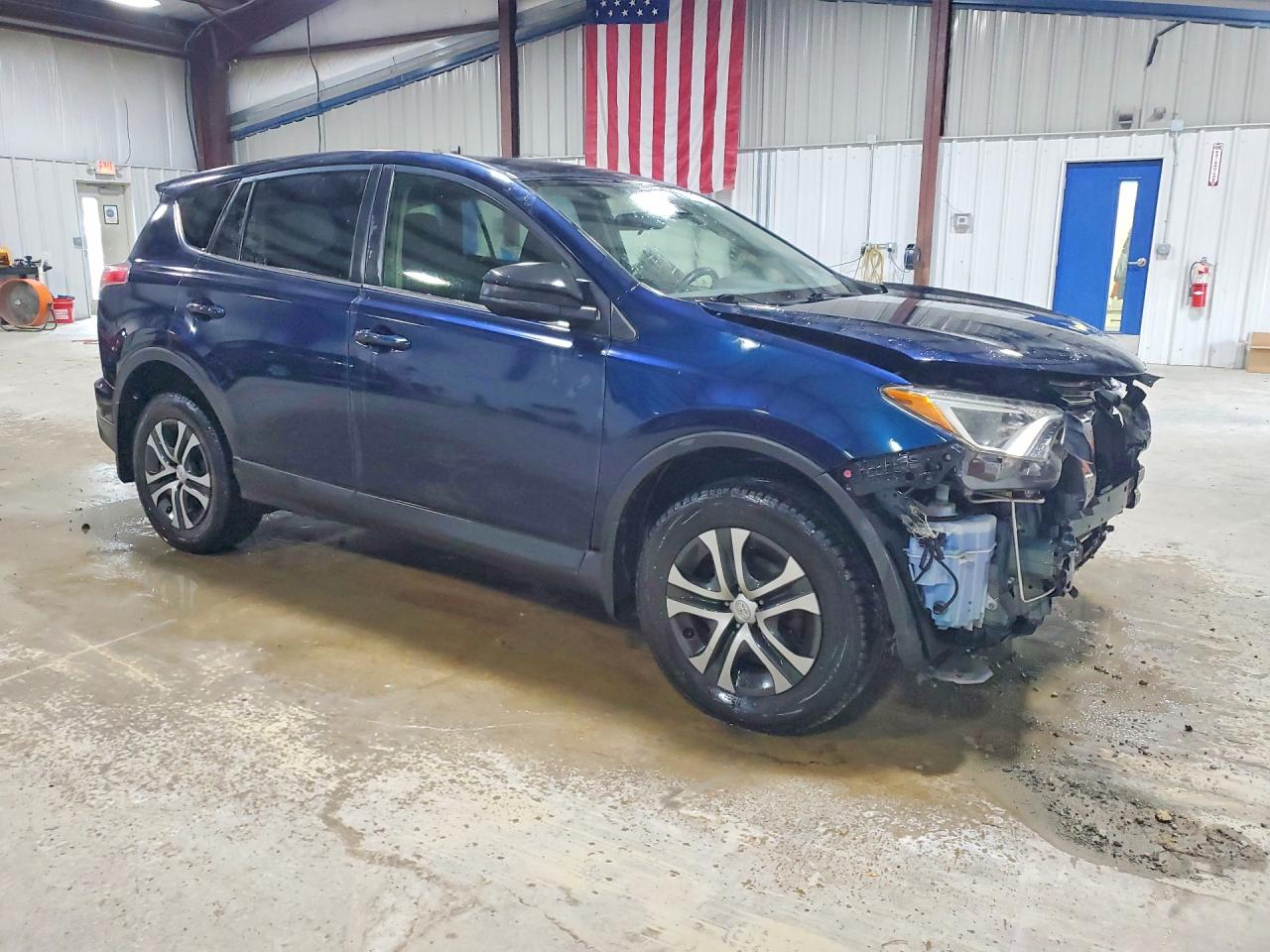 2018 TOYOTA RAV4 LE — снимка 4