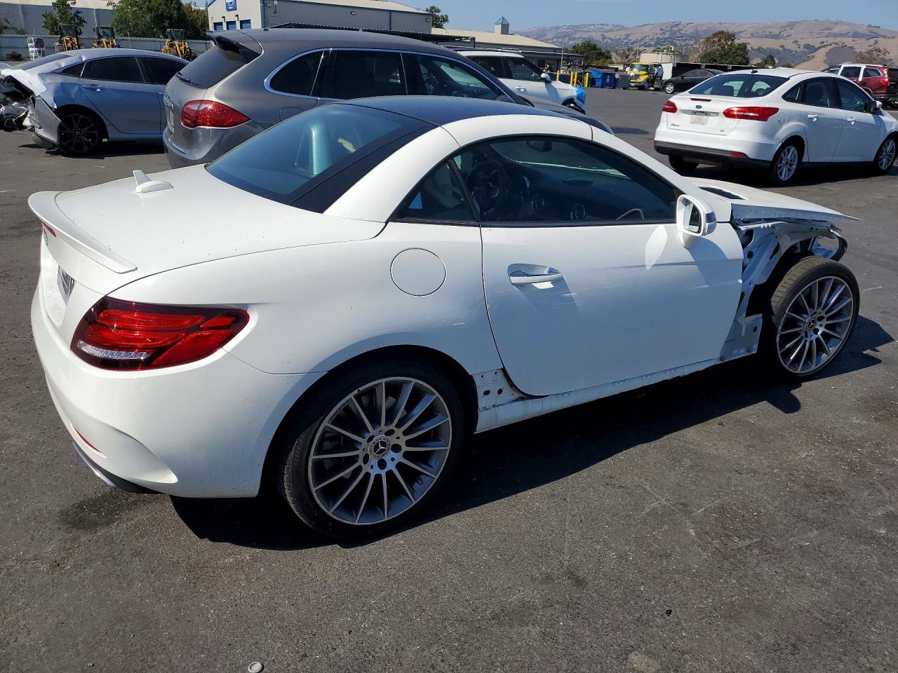 2020 MERCEDES-BENZ SLC 300 — снимка 3