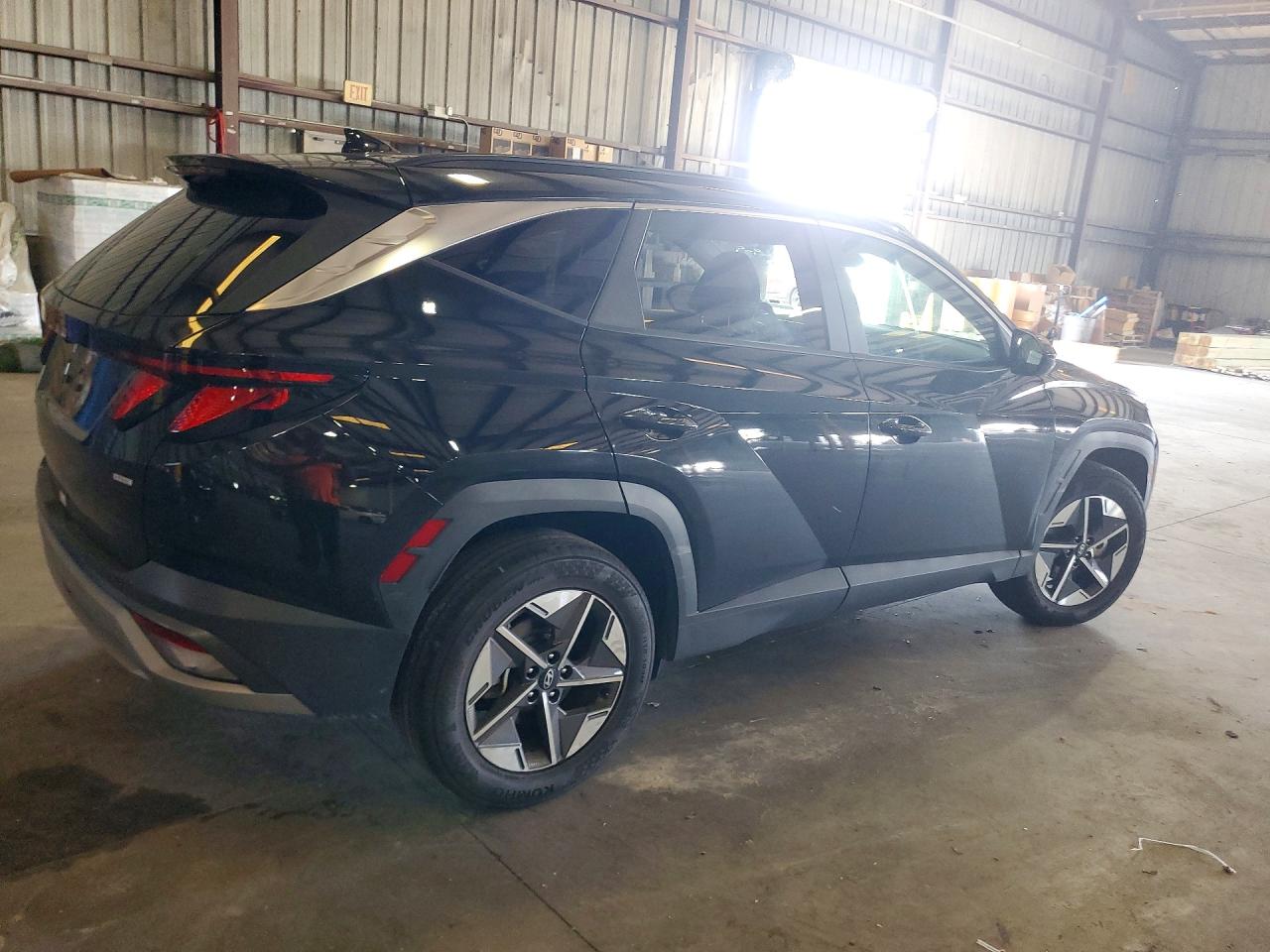 2026 HYUNDAI TUCSON SEL — photo 3