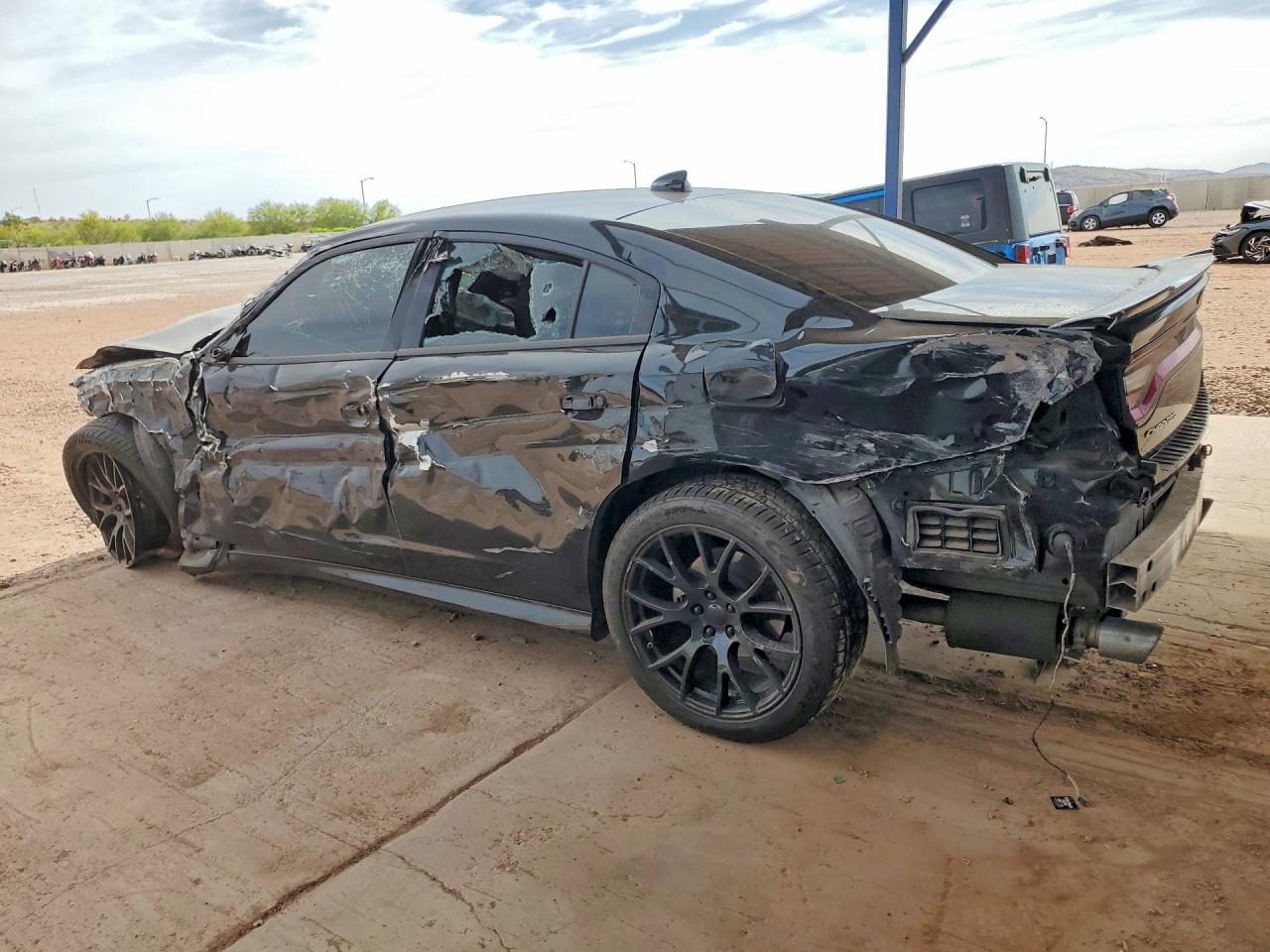 2022 DODGE CHARGER R — снимка 2