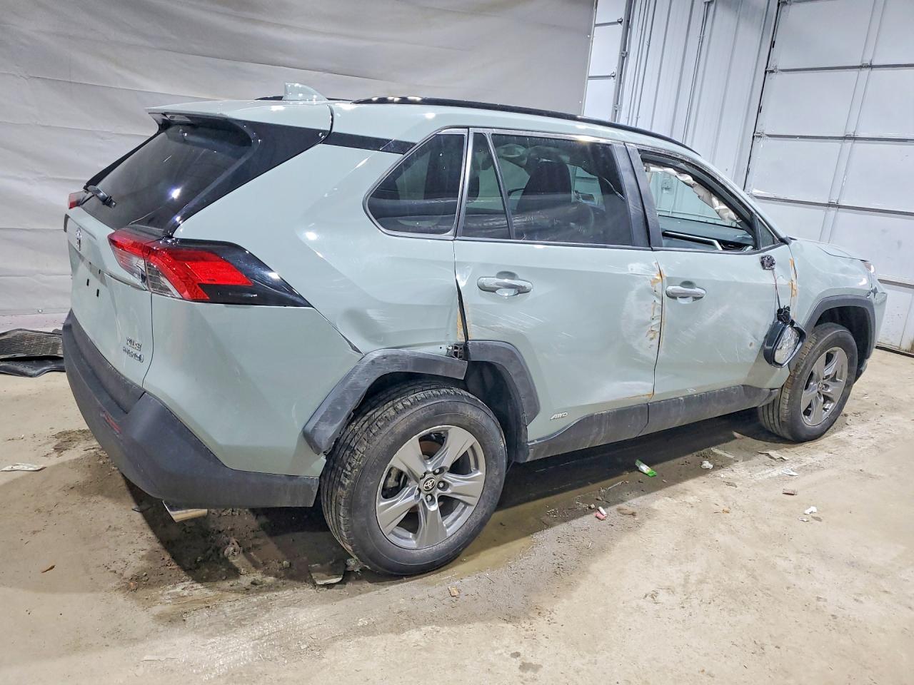 2023 TOYOTA RAV4 HYBRID XLE — снимка 3