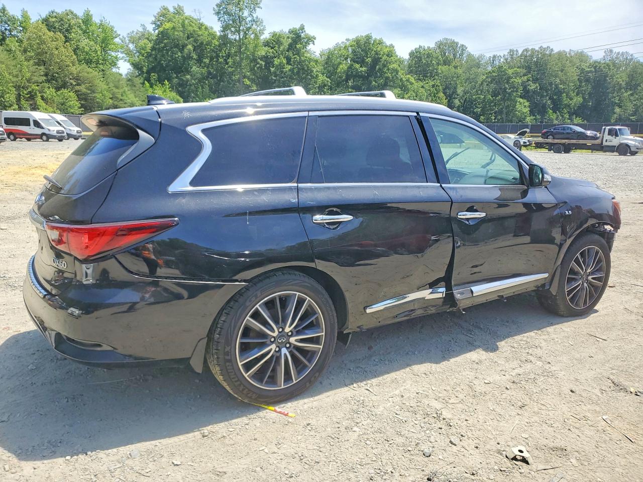 2019 INFINITI QX60 LUXE — снимка 3