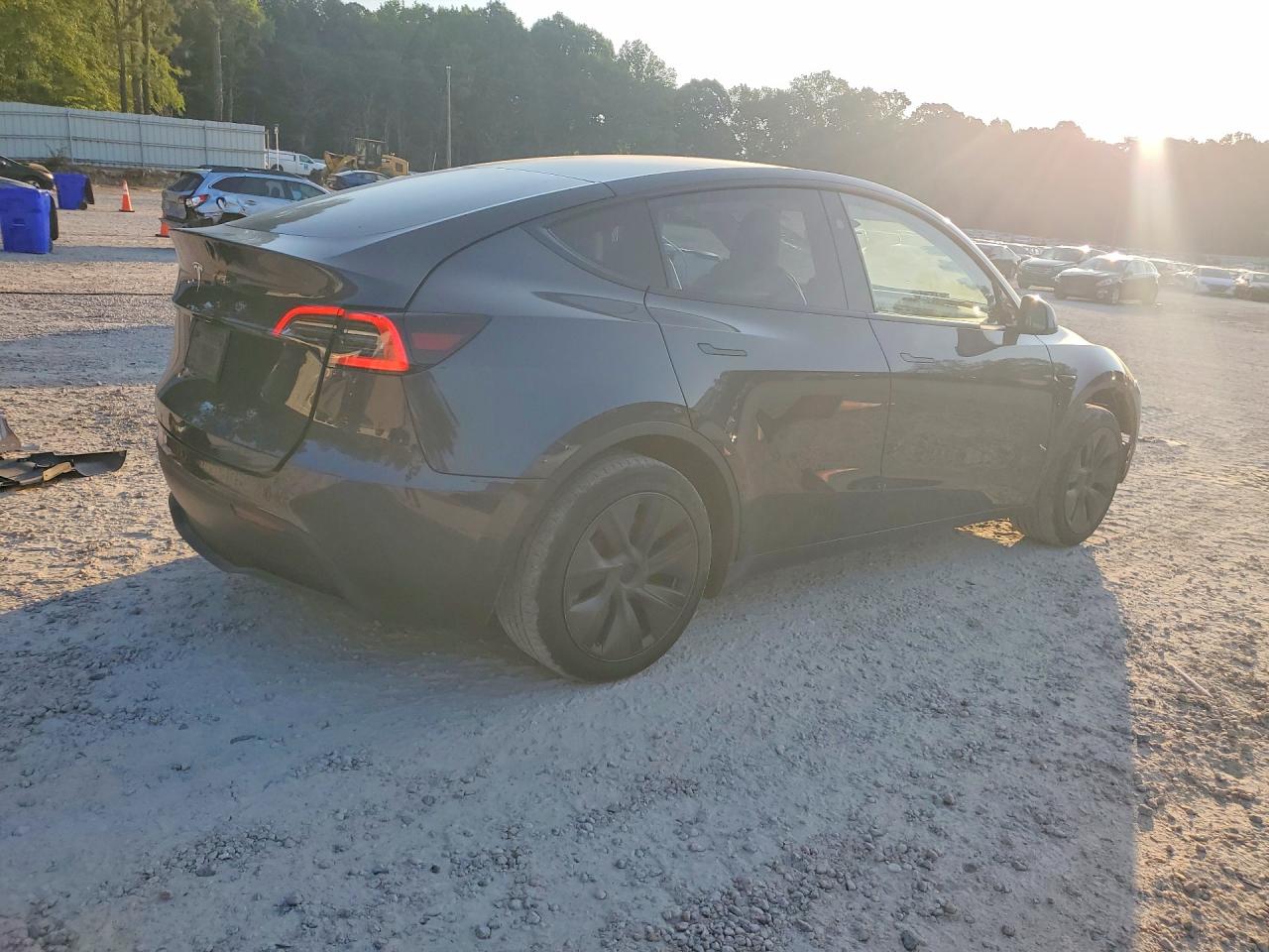 2025 TESLA MODEL Y — снимка 3