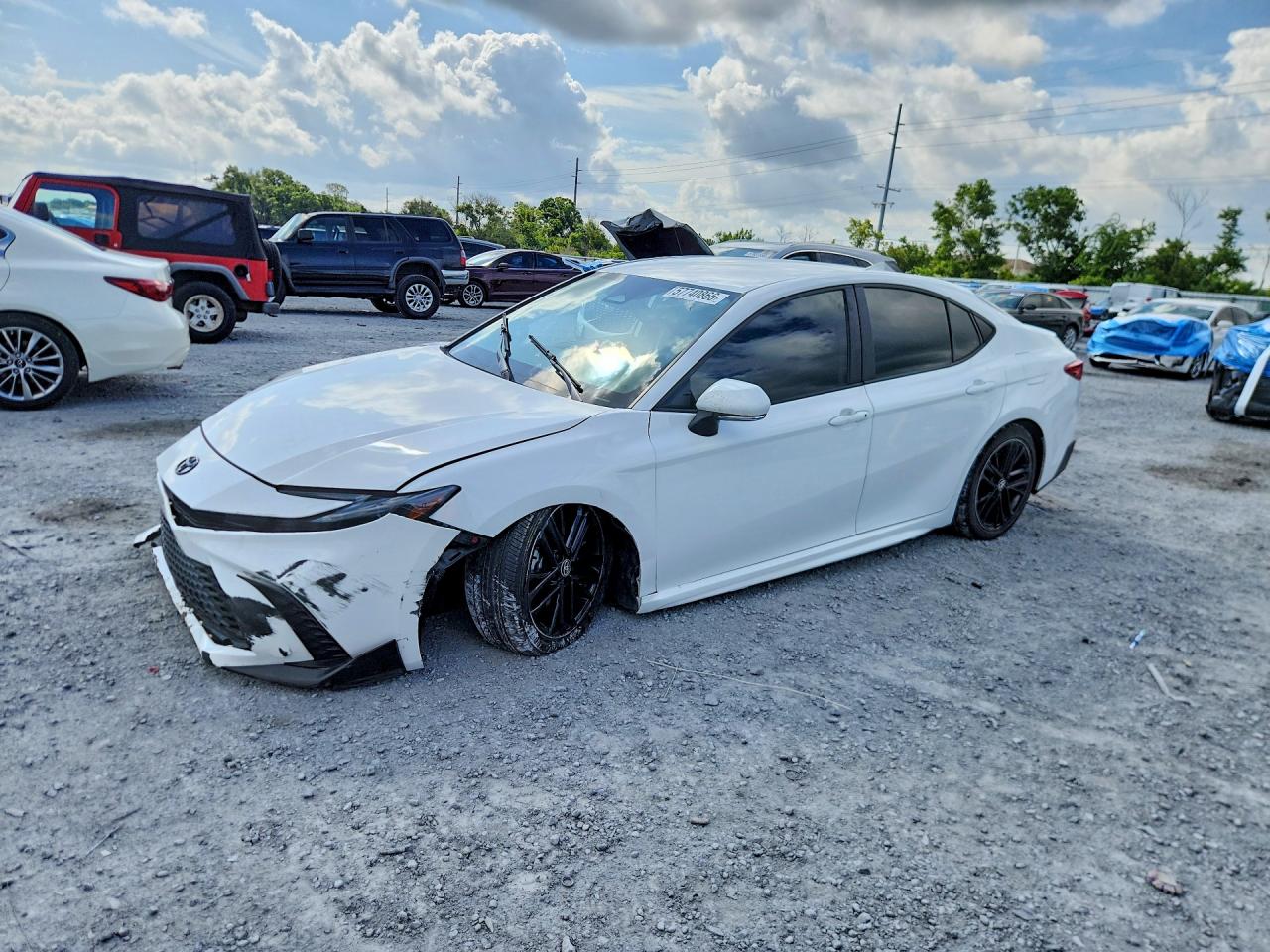 2025 TOYOTA CAMRY SE