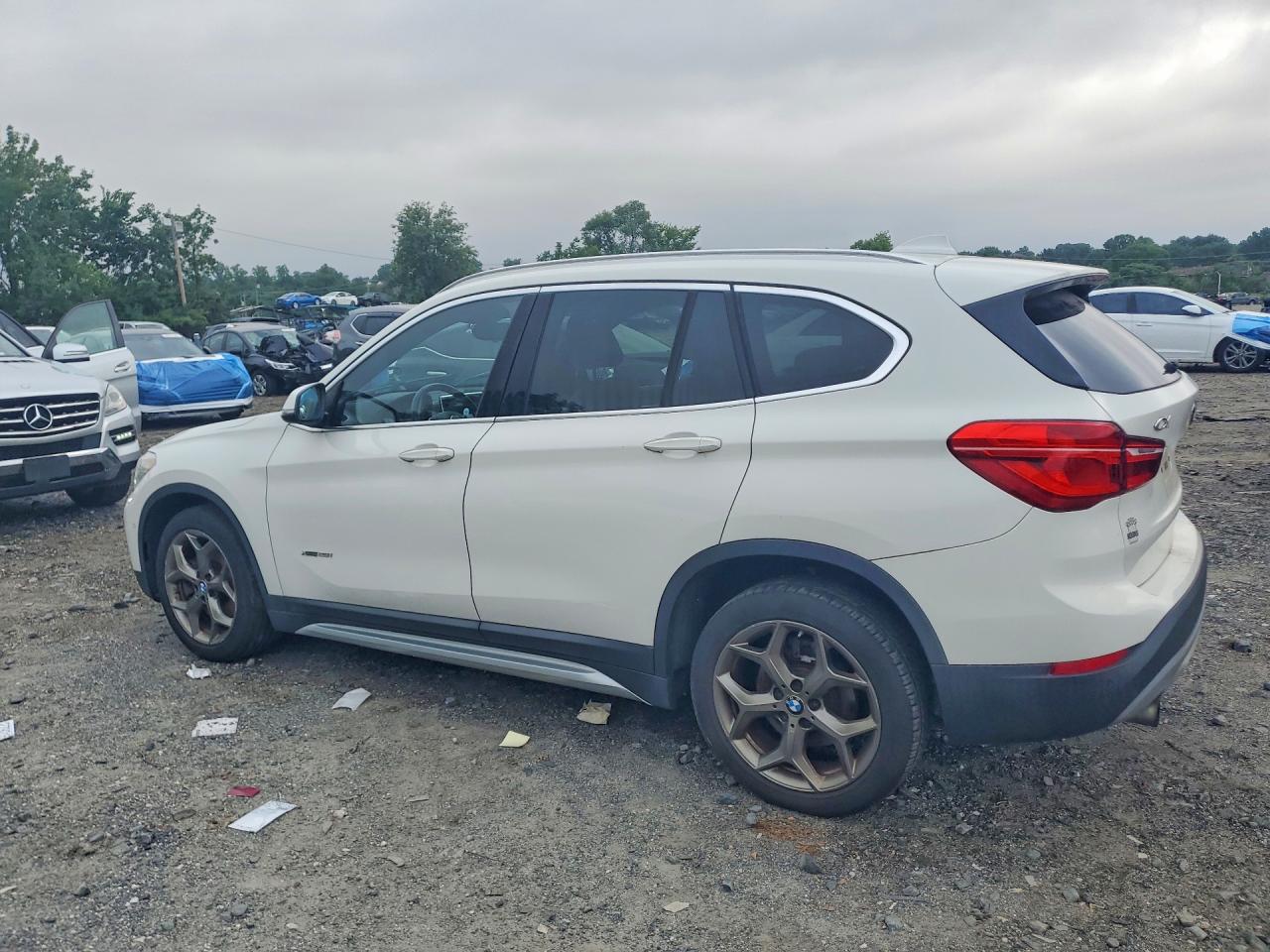 2016 BMW X1 XDRIVE28I — снимка 2
