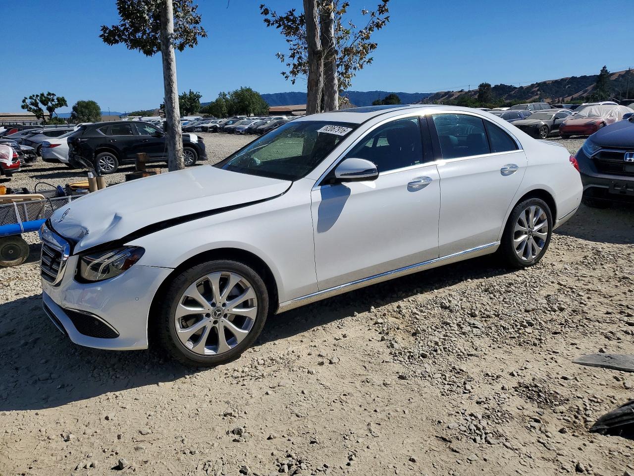 2018 MERCEDES-BENZ E 300