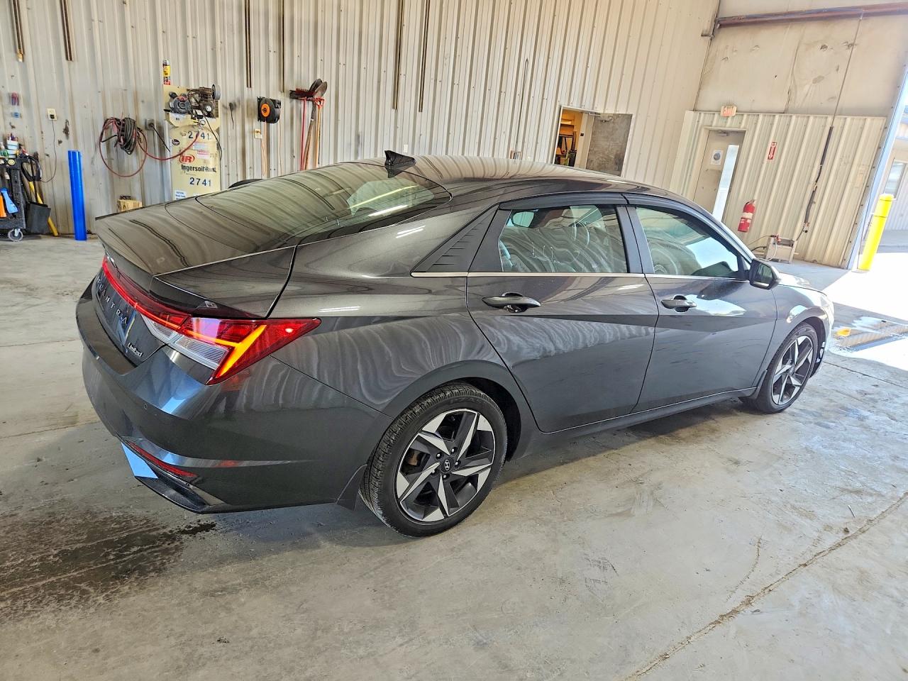 2022 HYUNDAI ELANTRA LIMITED — снимка 3