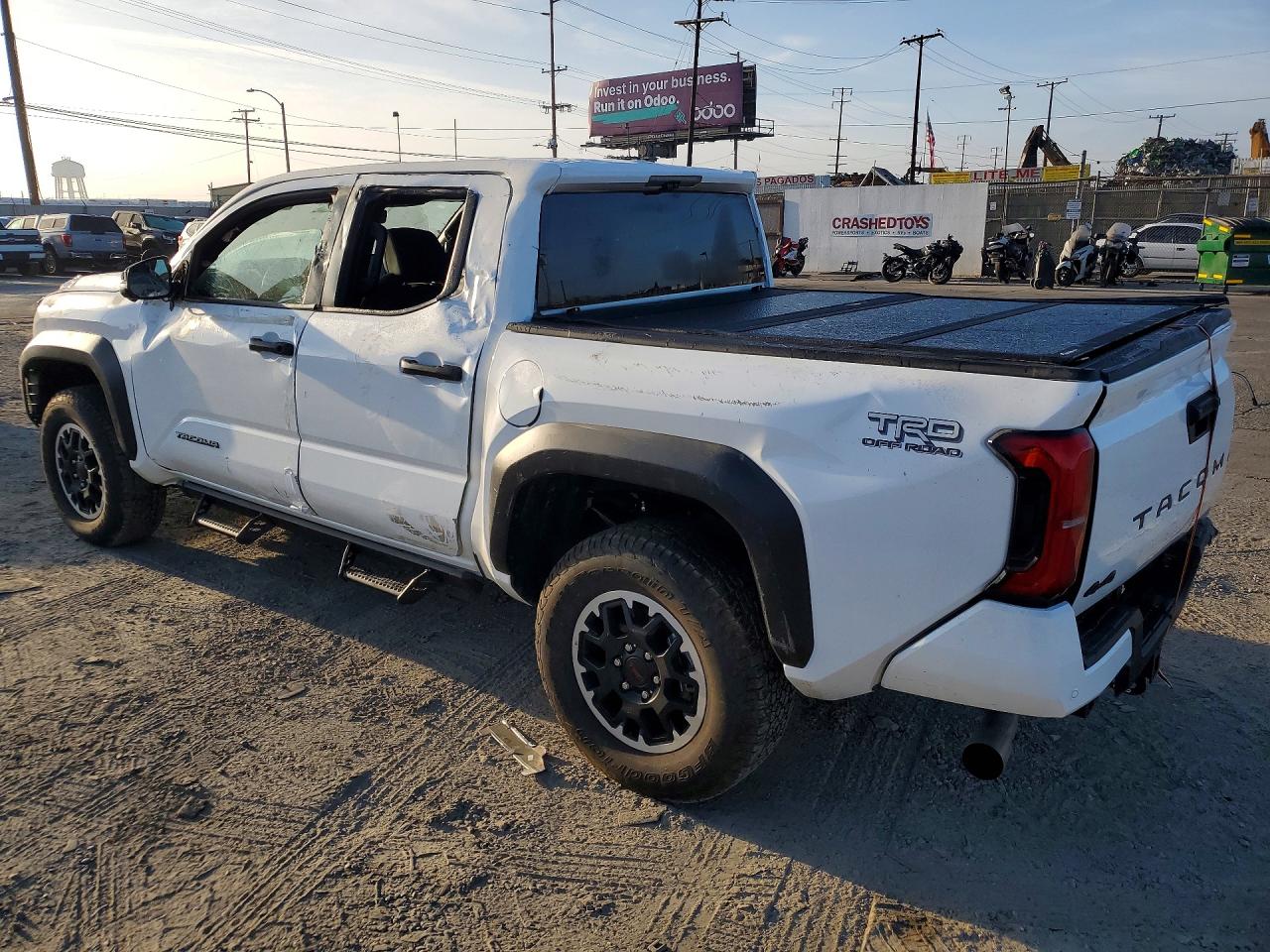 2025 TOYOTA TACOMA TRD OFF-ROAD — снимка 2