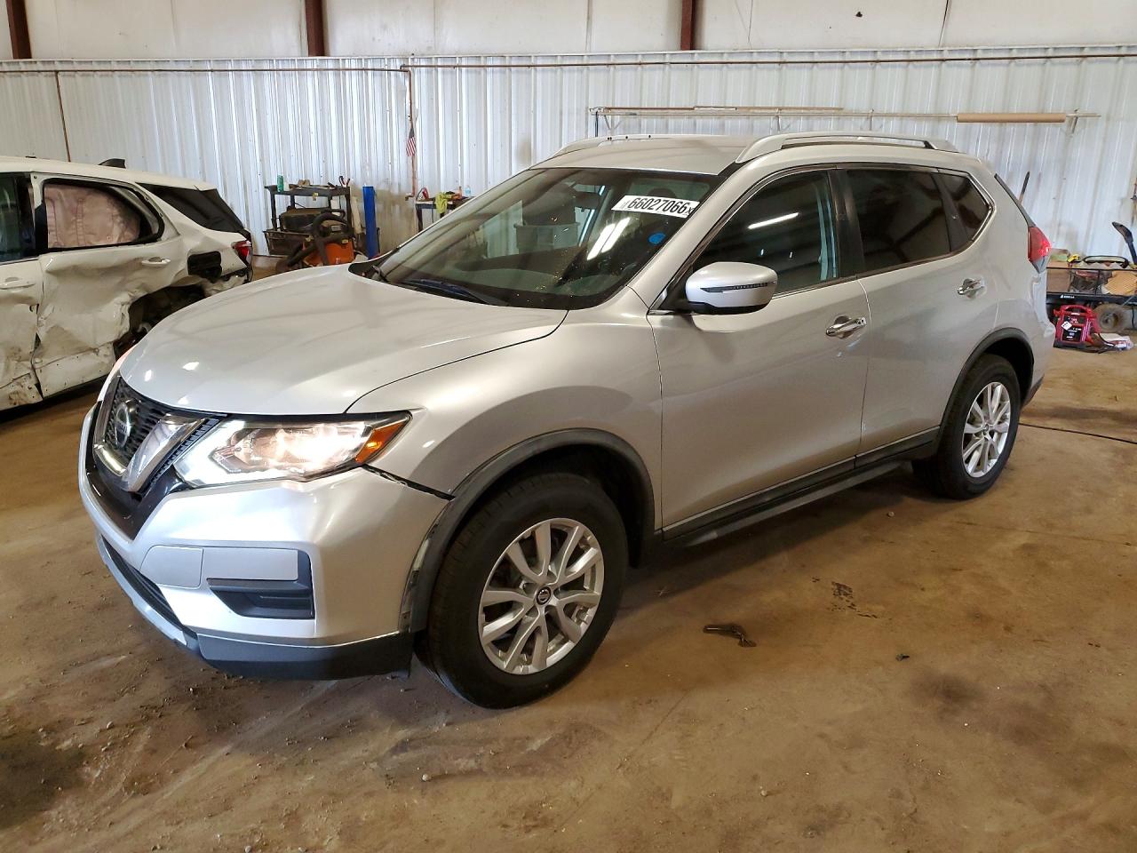 2018 NISSAN ROGUE SV