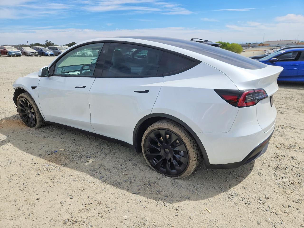 2023 TESLA MODEL Y — снимка 2