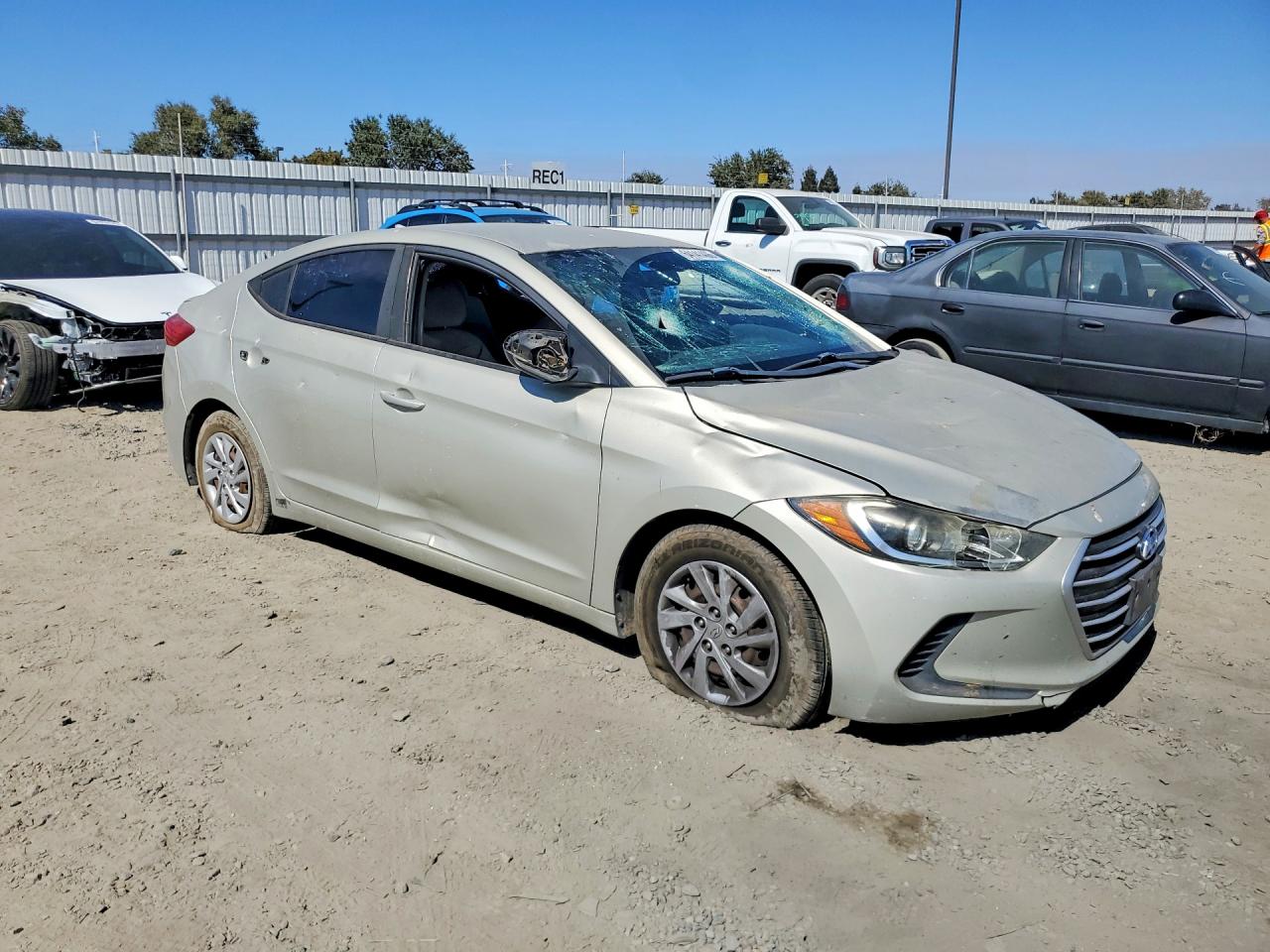 2017 HYUNDAI ELANTRA SE — снимка 4