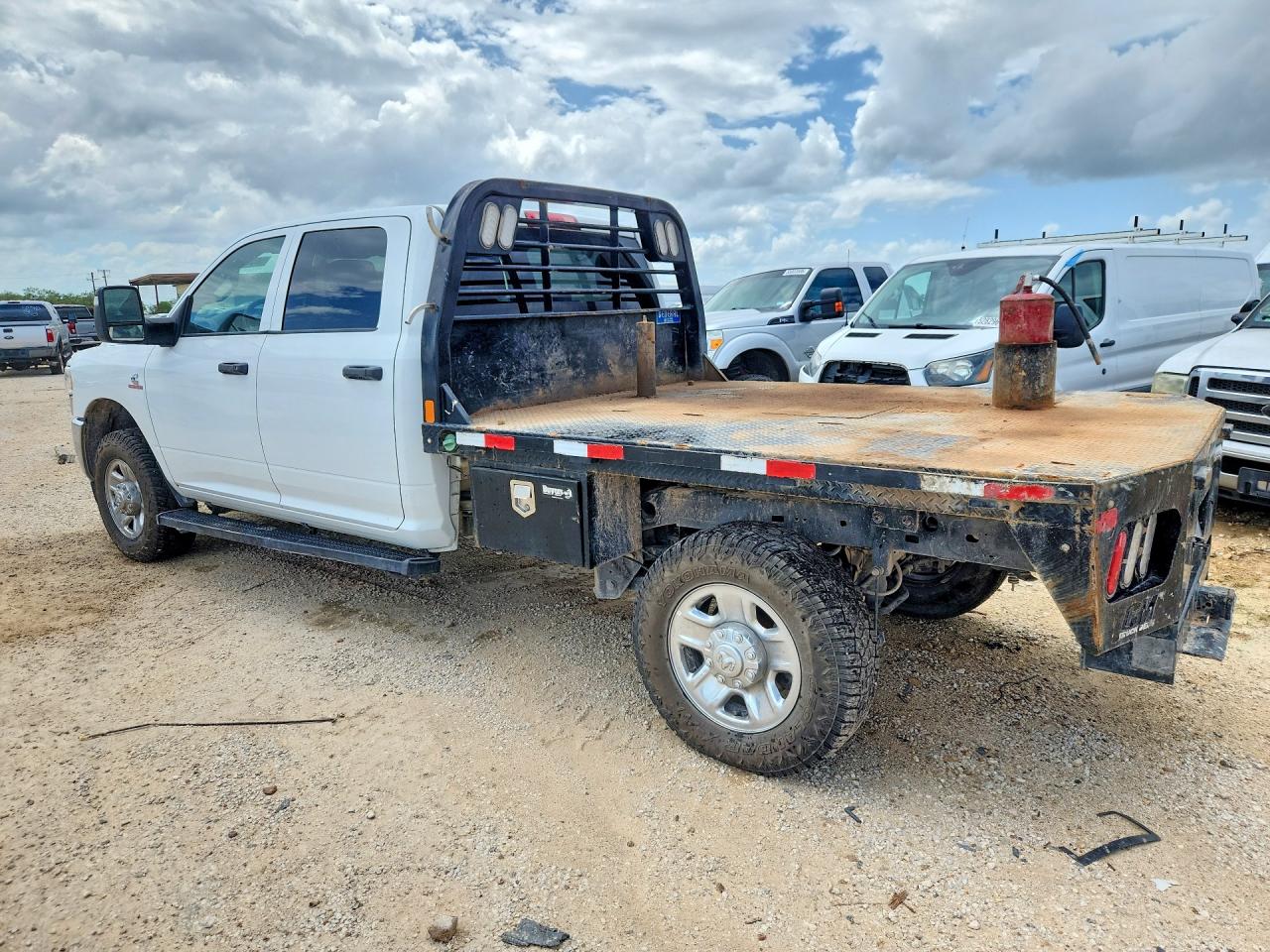 2024 RAM 2500 TRADESMAN — снимка 2