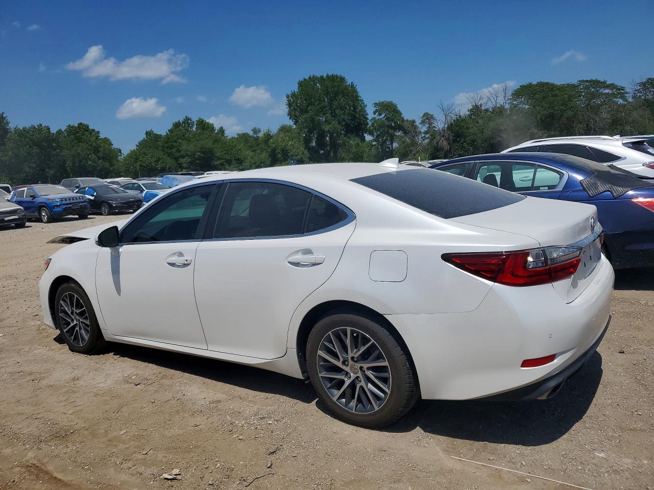 2017 LEXUS ES 350 — снимка 2