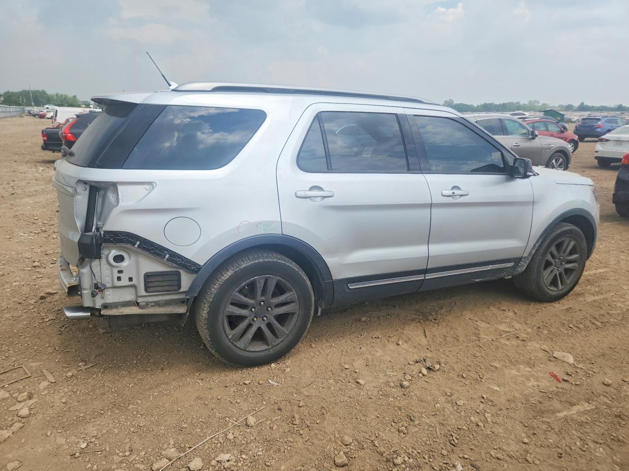 2018 FORD EXPLORER XLT — снимка 3