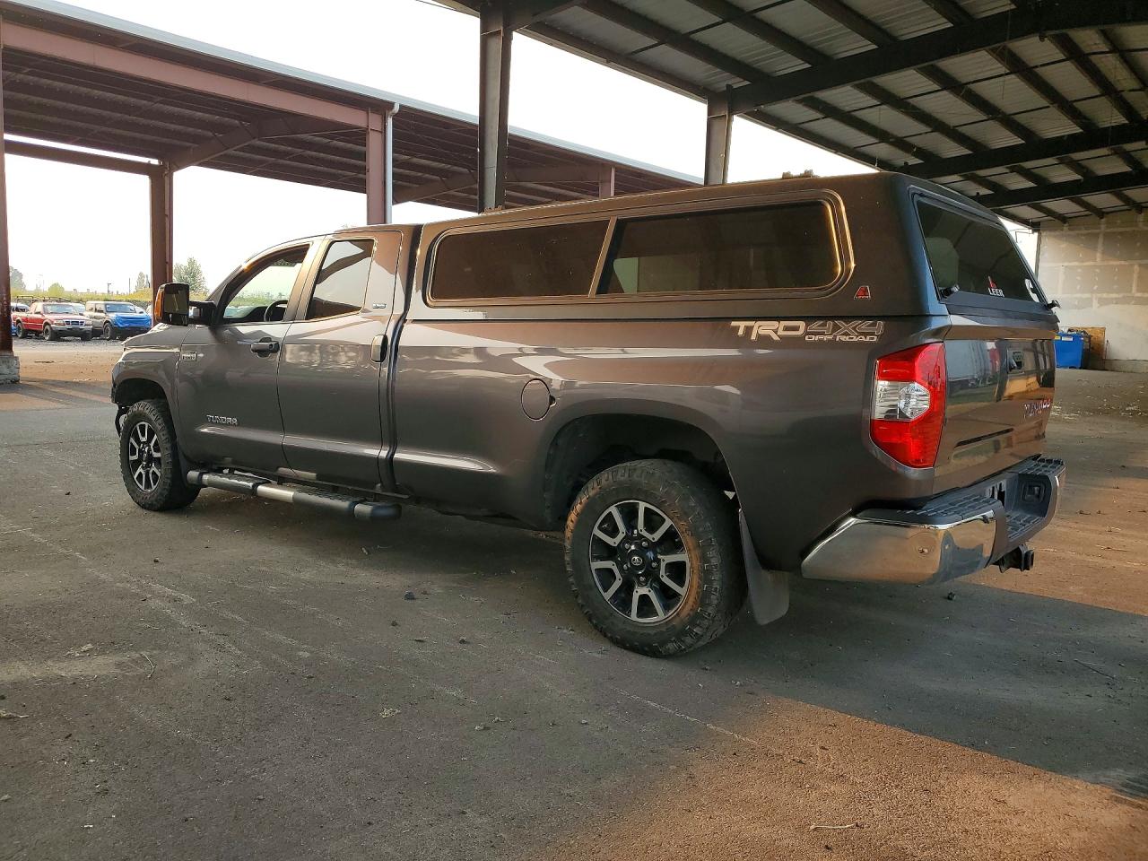 2016 TOYOTA TUNDRA SR5 — снимка 2