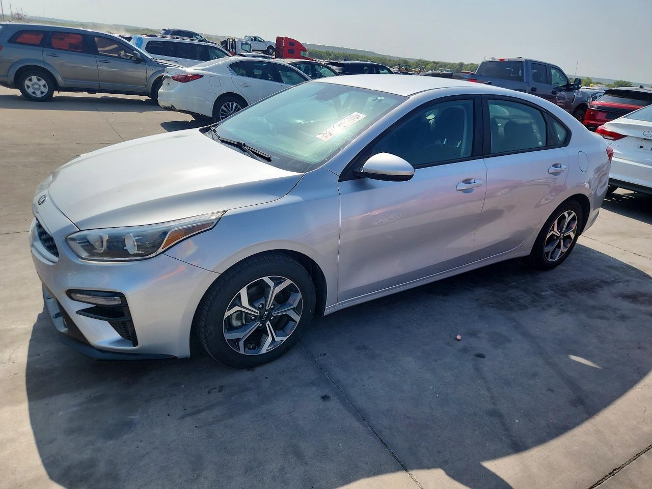 2021 KIA FORTE LXS