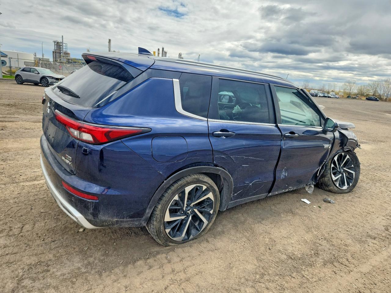 2023 MITSUBISHI OUTLANDER SE — снимка 3