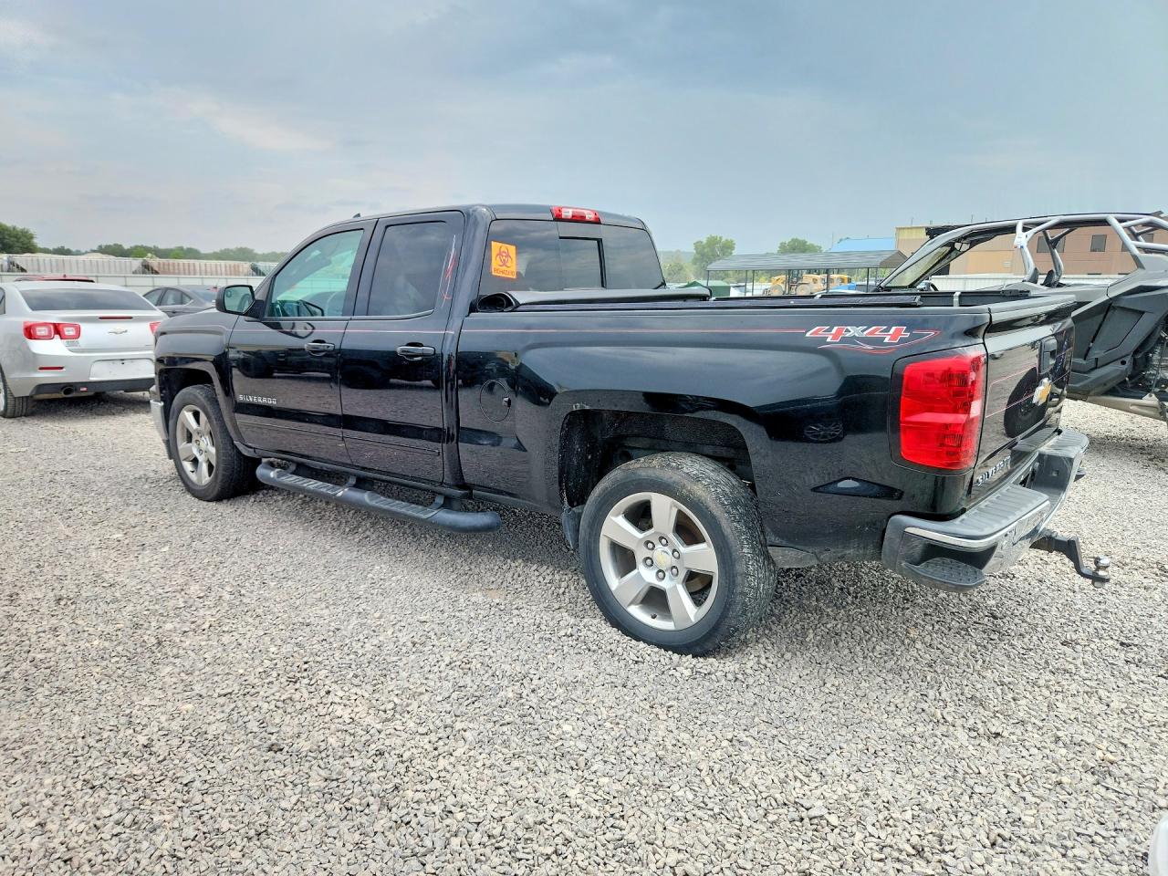 2015 CHEVROLET SILVERADO K1500 LT — снимка 2