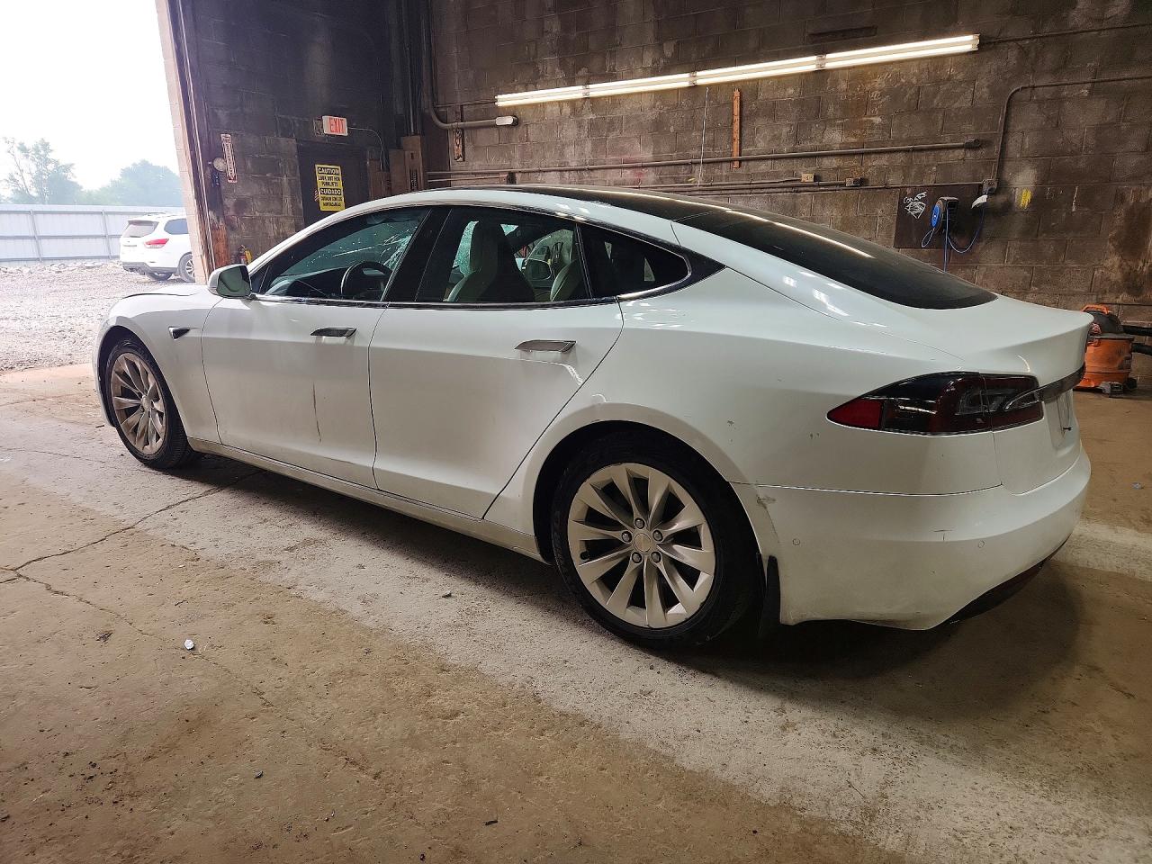 2019 TESLA MODEL S — снимка 2