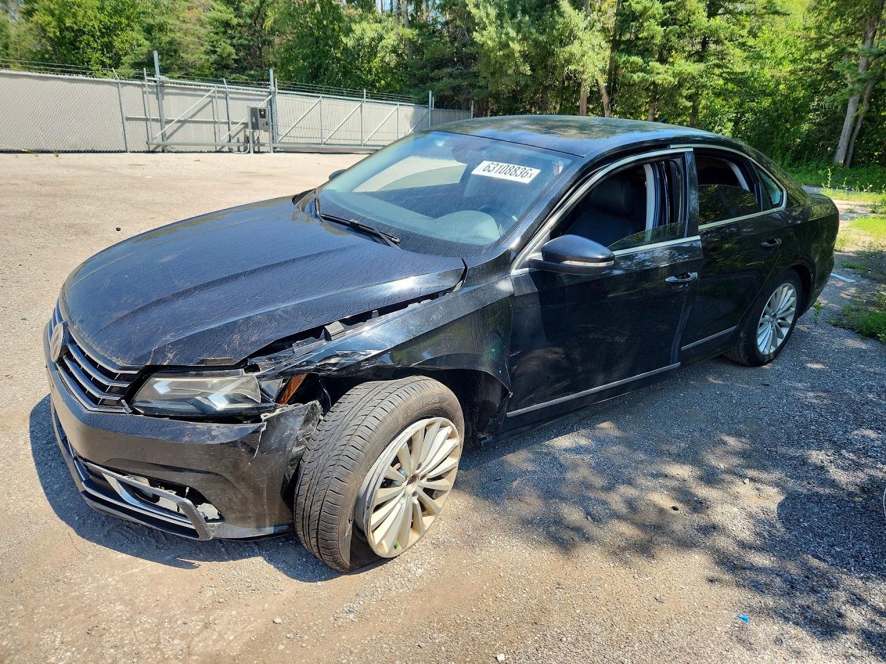 2016 VOLKSWAGEN PASSAT SE