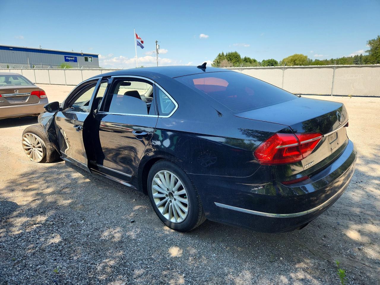 2016 VOLKSWAGEN PASSAT SE — снимка 2