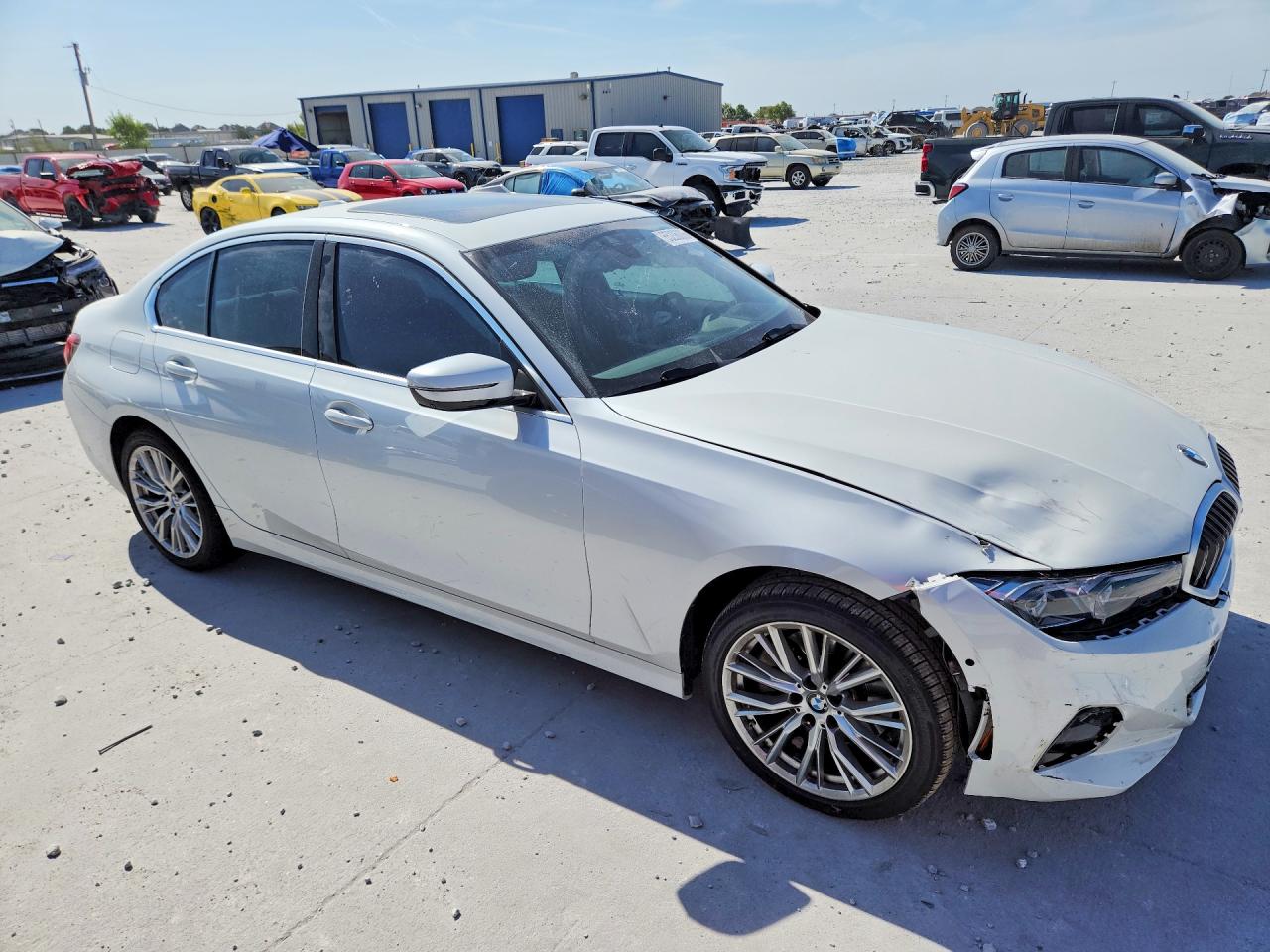 2024 BMW 330I — снимка 4