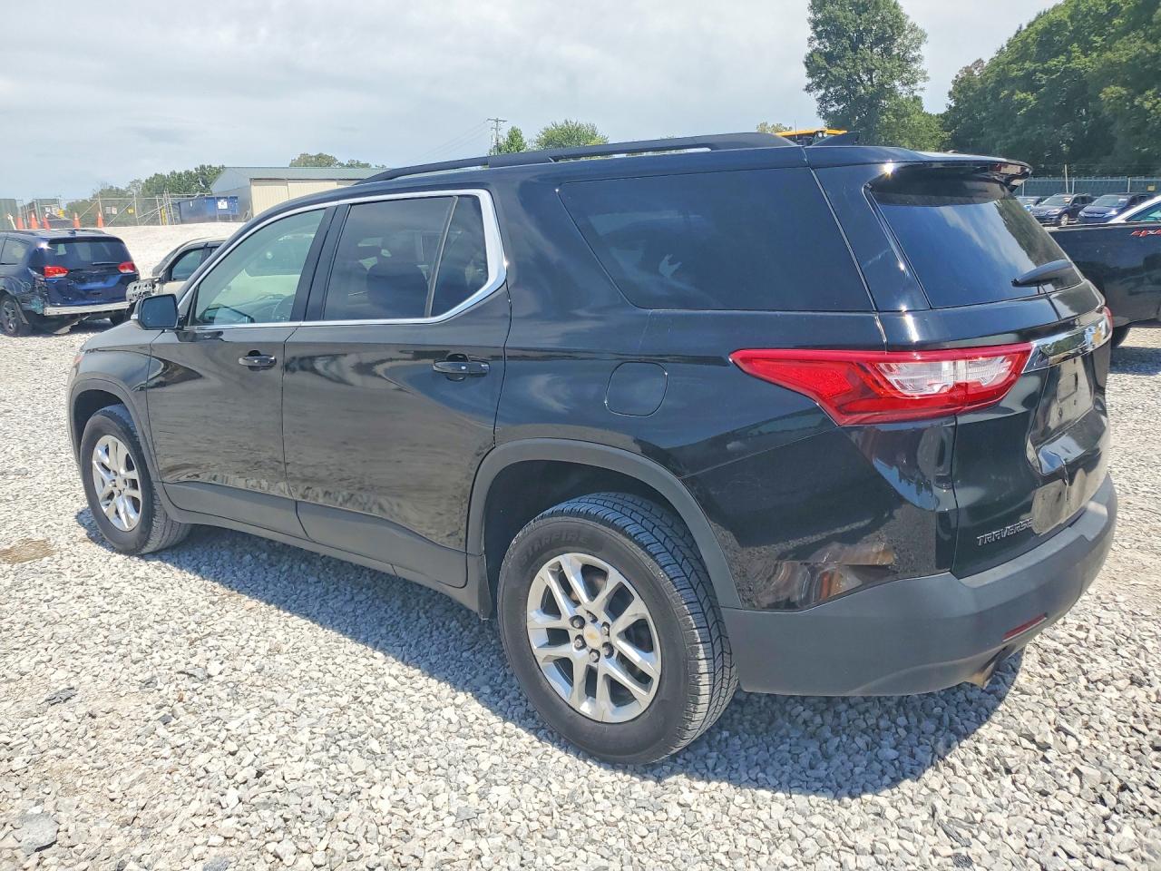 2020 CHEVROLET TRAVERSE LT — снимка 2