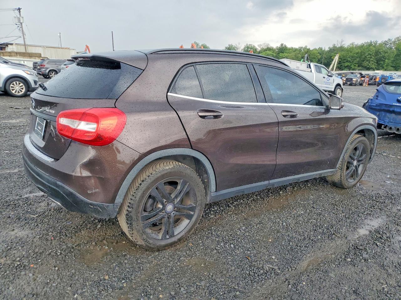2015 MERCEDES-BENZ GLA 250 4MATIC — снимка 3