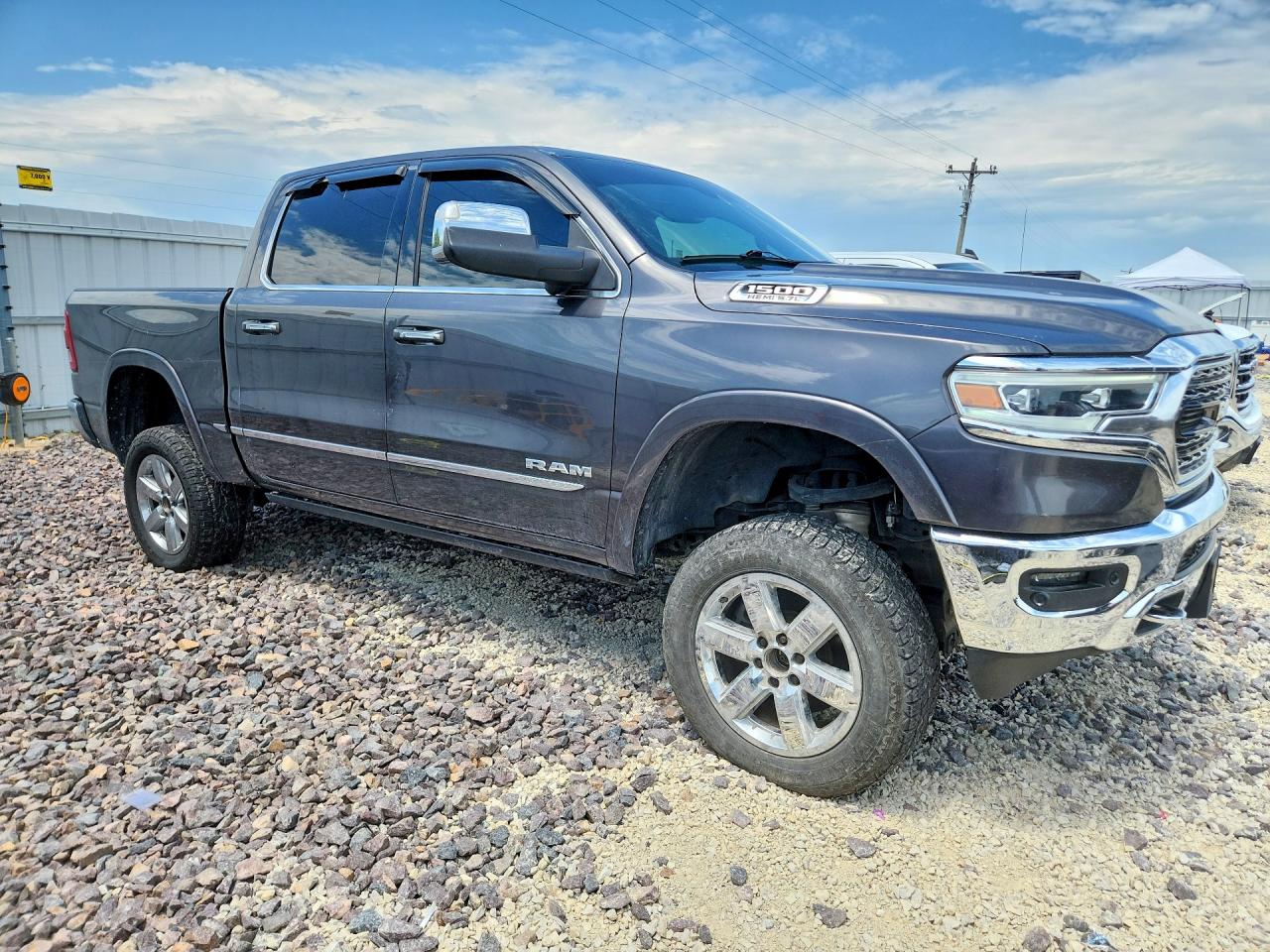 2019 RAM 1500 LIMITED — снимка 4