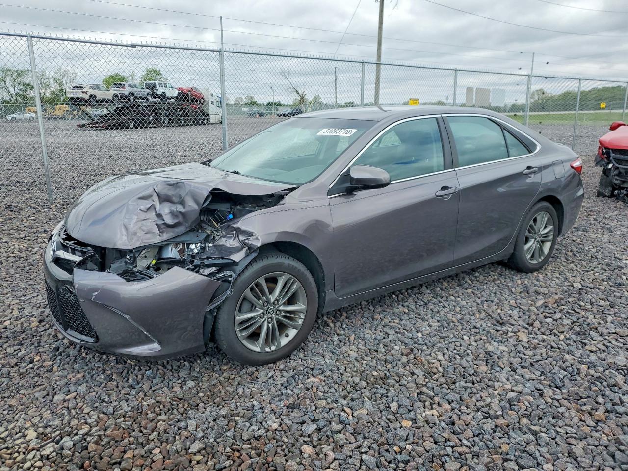 2016 TOYOTA CAMRY SE