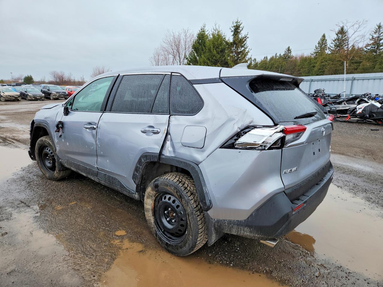 2025 TOYOTA RAV4 LE — снимка 2