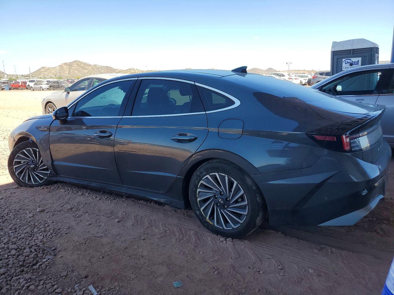 2025 HYUNDAI SONATA HYBRID LIMITED — снимка 2