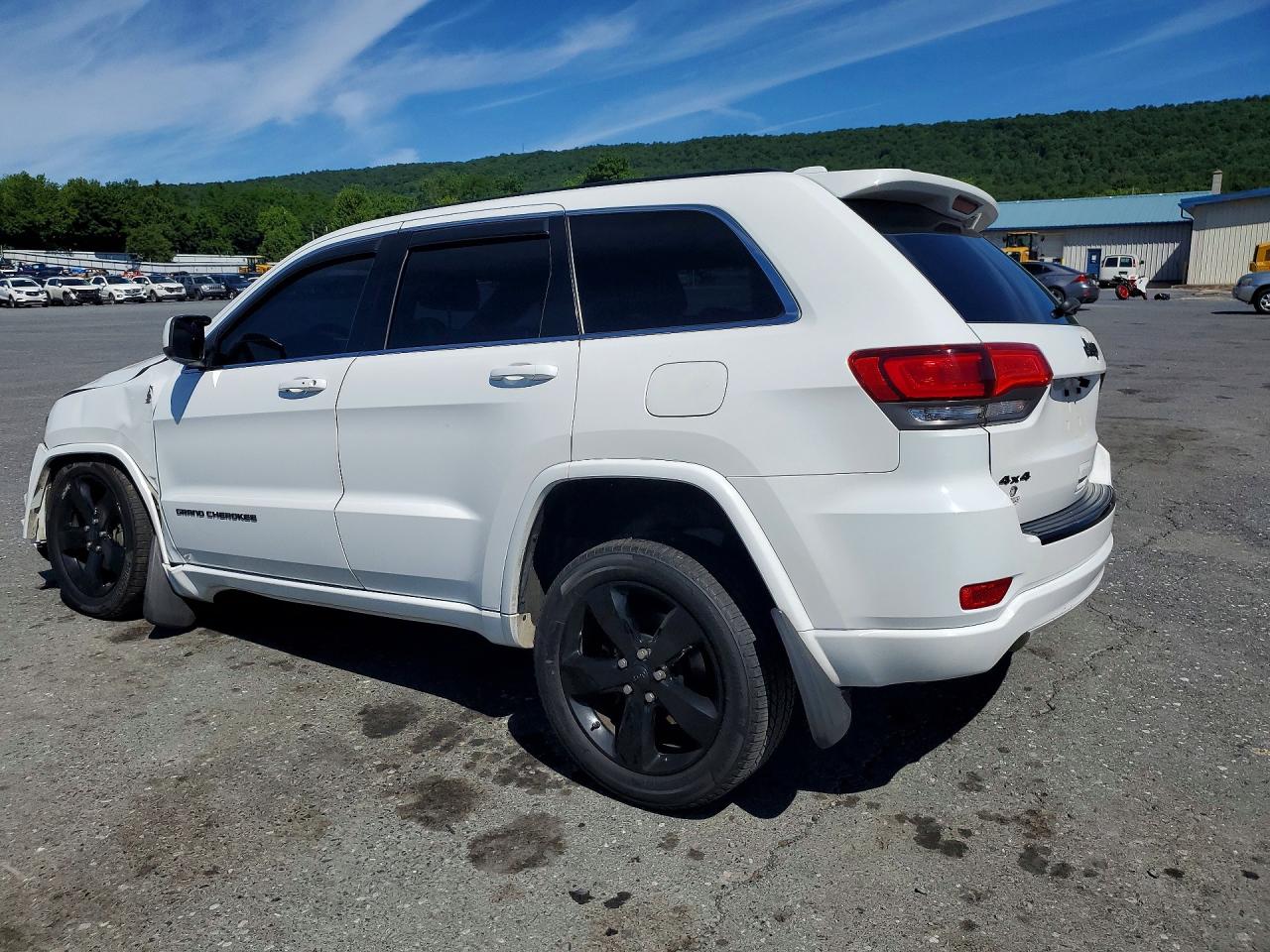 2015 JEEP GRAND CHEROKEE LAREDO — снимка 2