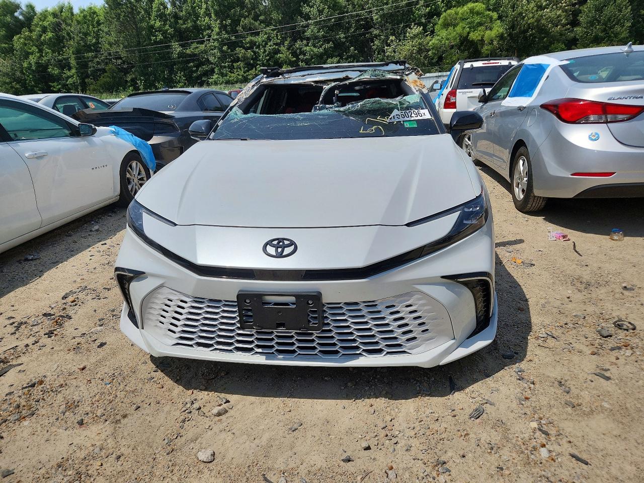 2025 TOYOTA CAMRY XSE — снимка 5