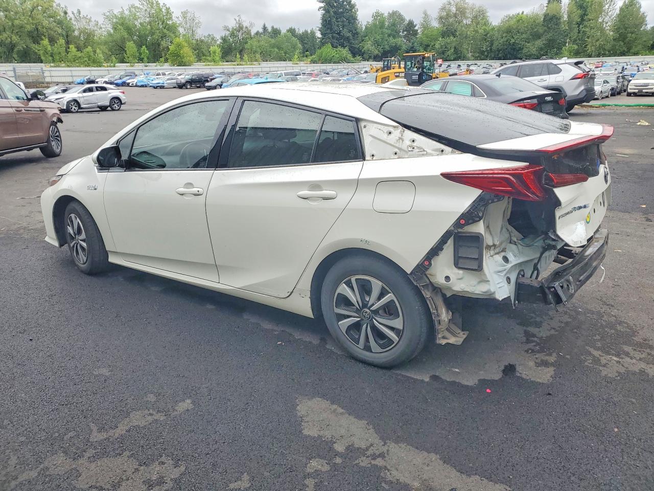 2017 TOYOTA PRIUS PRIME PLUS — снимка 2