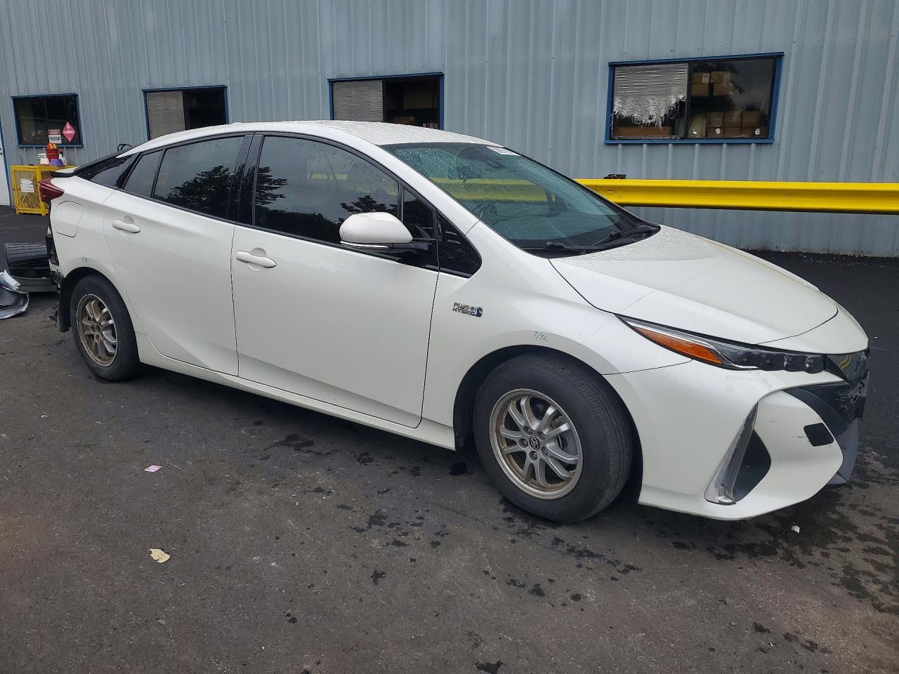 2017 TOYOTA PRIUS PRIME PLUS — снимка 4
