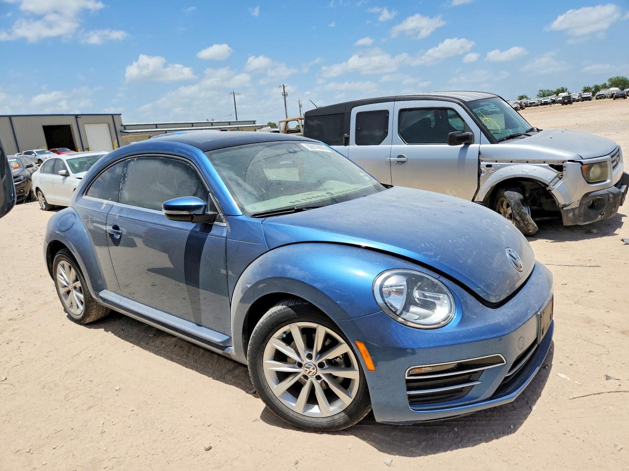 2019 VOLKSWAGEN BEETLE SE — снимка 4
