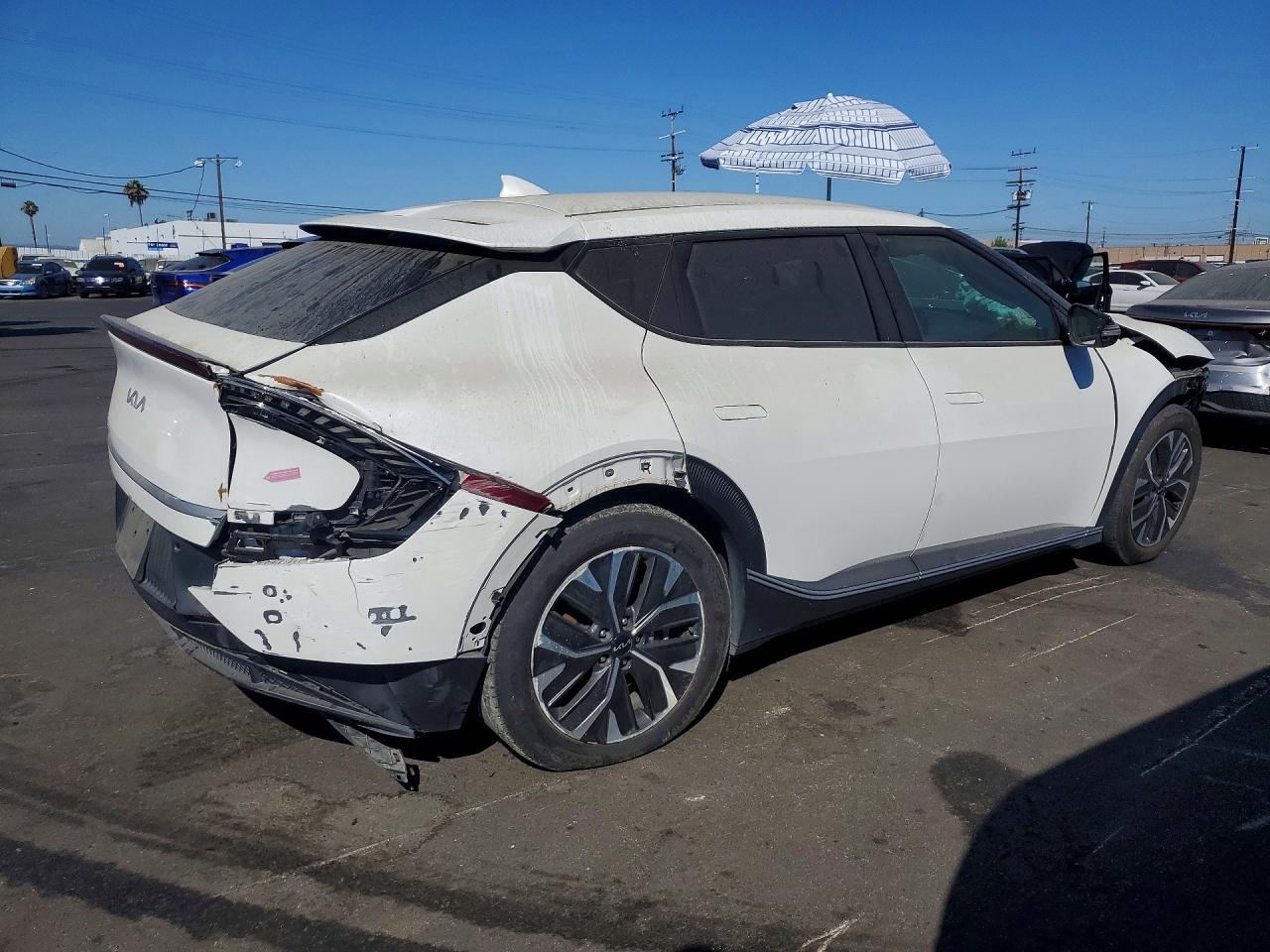 2024 KIA EV6 LIGHT — снимка 3