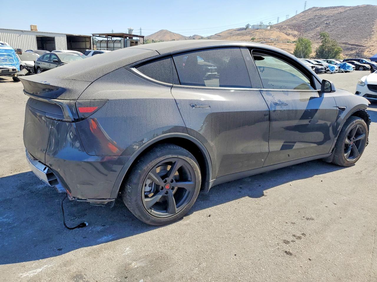 2026 TESLA MODEL Y — снимка 3