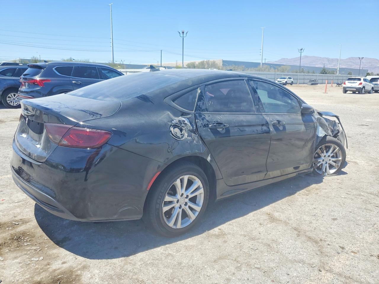 2016 CHRYSLER 200 LIMITED — снимка 3