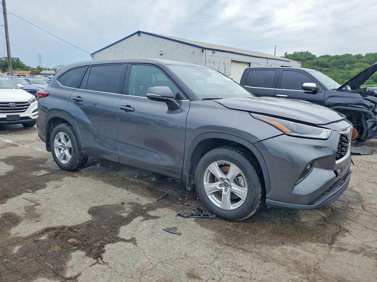 2021 TOYOTA HIGHLANDER LE — снимка 4