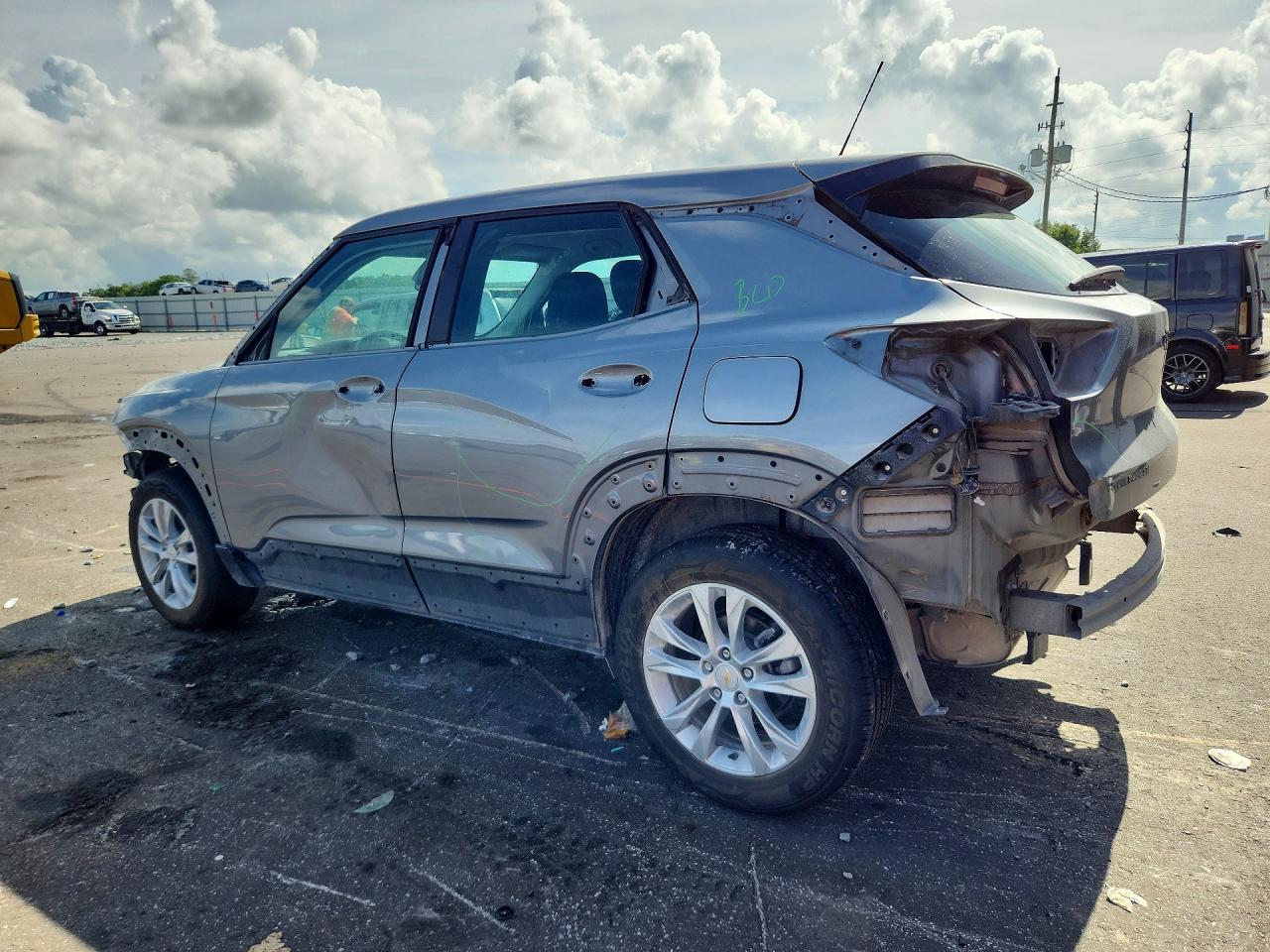 2023 CHEVROLET TRAILBLAZER LS — снимка 2