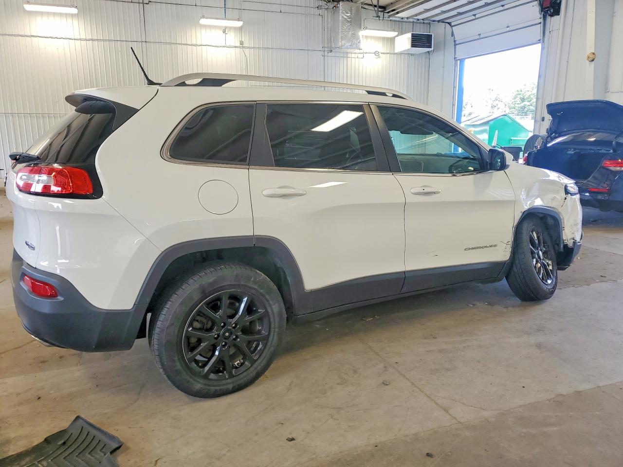 2015 JEEP CHEROKEE LATITUDE — снимка 3